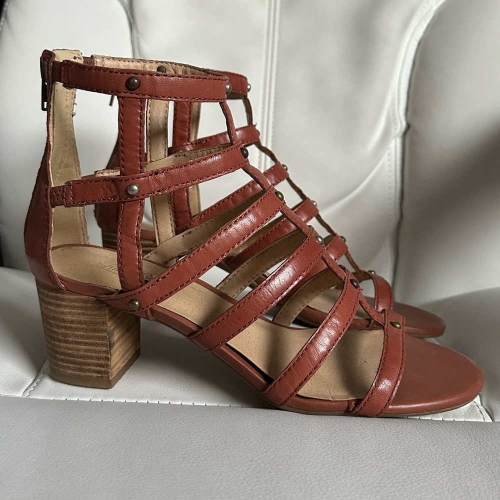 Lucky Brand “Lizbethe” Caged Sandal - Size 8. - Picture 1 of 8
